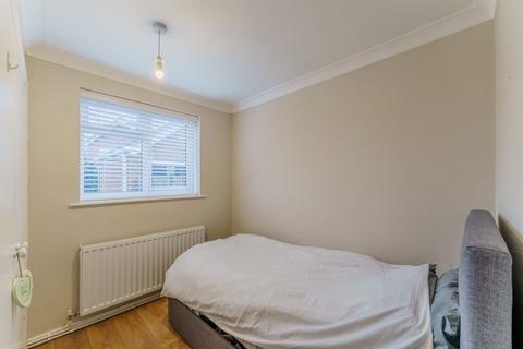 21 Acorn Close, Barlby, Selby, YO8 5UT