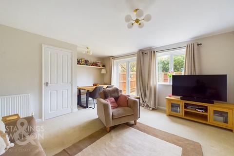 3 bedroom terraced house for sale, Rose Avenue, Queens Hill, Norwich