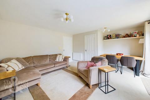 3 bedroom terraced house for sale, Rose Avenue, Queens Hill, Norwich