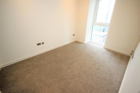 1 bedroom apartment to rent, The Lightbox, Blue, Salford Quays M50