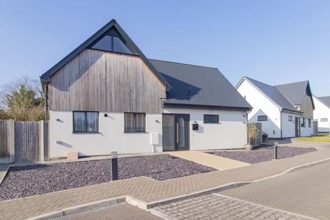 3 bedroom chalet for sale, Farley Road, Margate, CT9