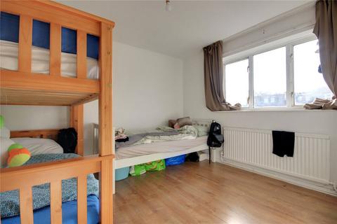 3 bedroom end of terrace house for sale, Wyldfield Gardens, London, N9