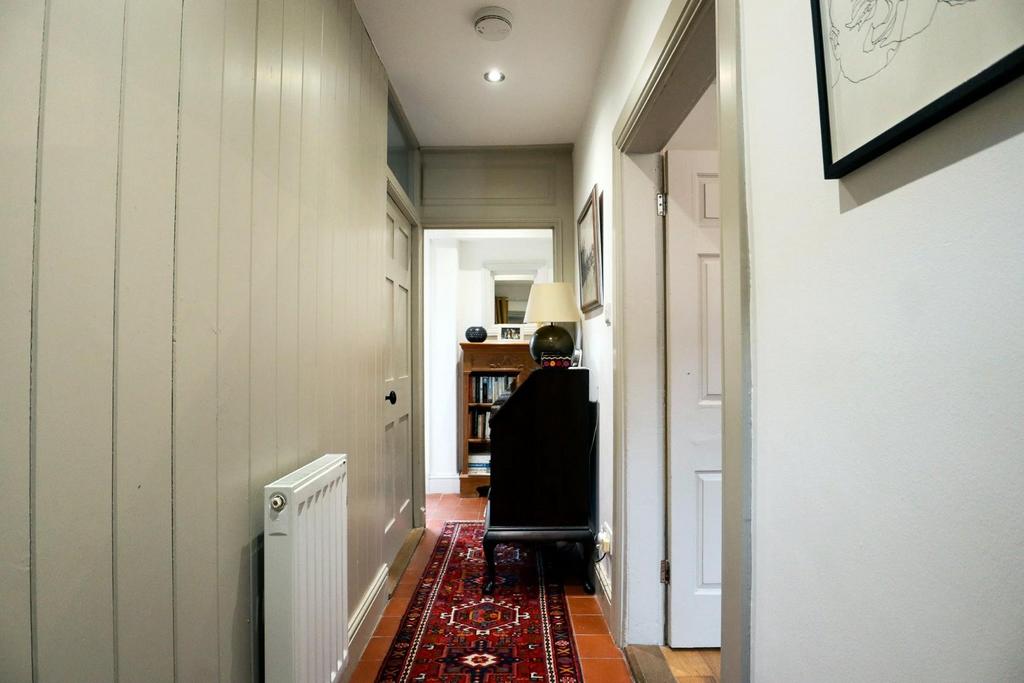 Hallway.jpg