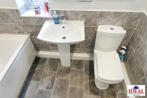 38 Langdale Drive, Doncaster, DN5 9JG