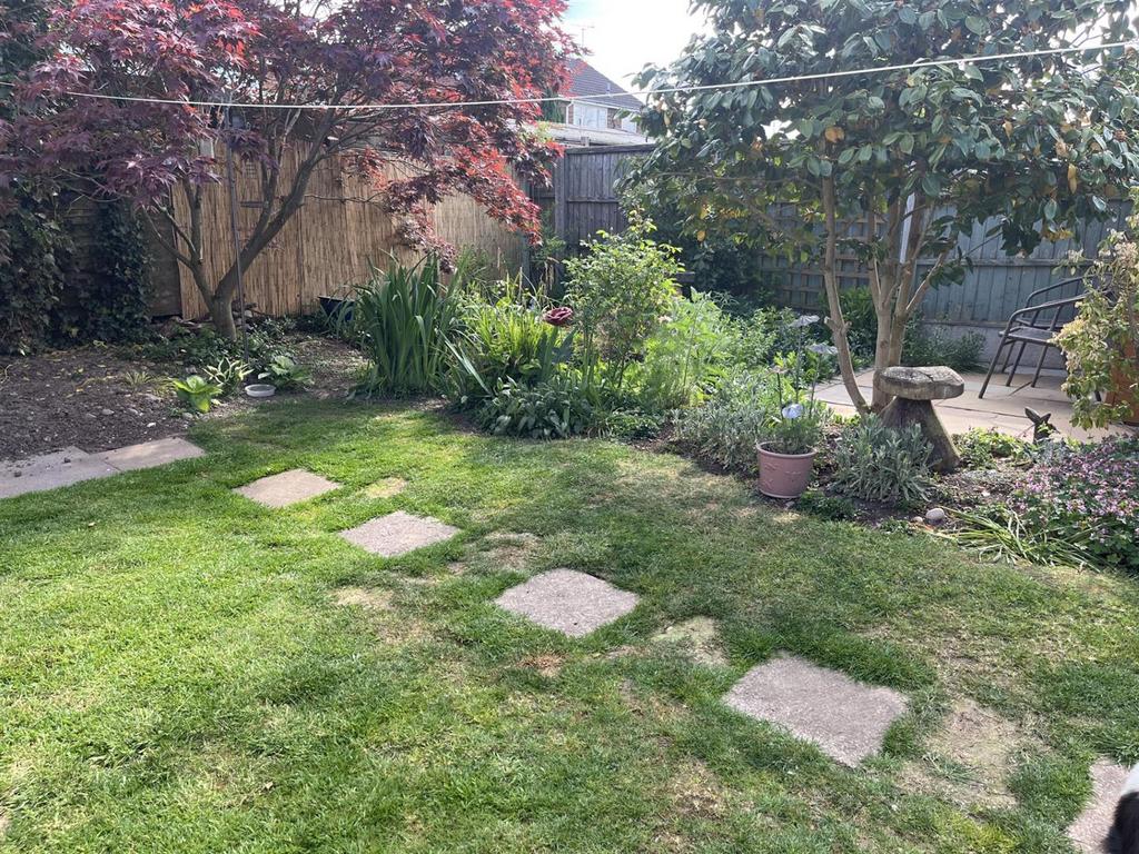Garden1.jpg