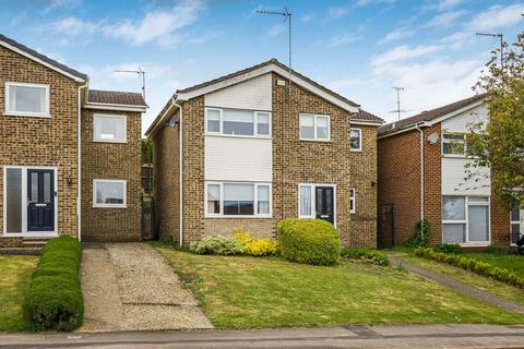 4 bedroom detached house for sale, Bankside, Banbury, OX16