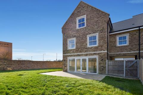 4 bedroom link detached house for sale, Artillery Place, New Garrison Road, Shoeburyness, Essex, SS3