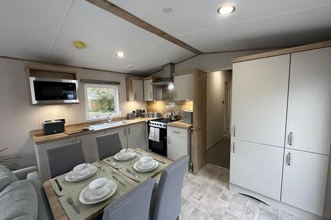 2 bedroom static caravan for sale, Moor Town, Market Rasen Lincolnshire