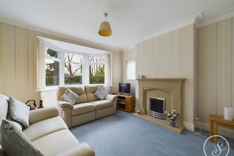 3 bedroom detached house for sale, Templenewsam View, Leeds