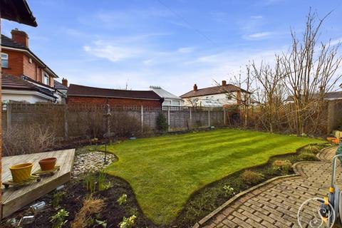 3 bedroom detached house for sale, Templenewsam View, Leeds