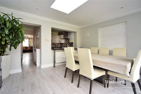 3 bedroom semi-detached house for sale, Gareth Close, Worcester Park, KT4