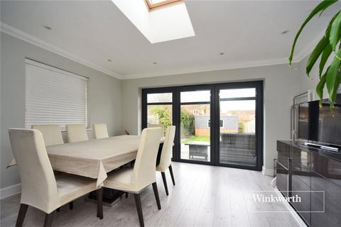 3 bedroom semi-detached house for sale, Gareth Close, Worcester Park, KT4