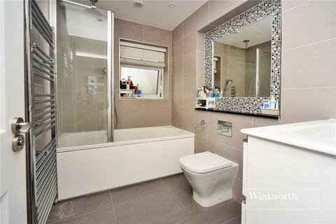 1 Gareth Close, Worcester Park, KT4 8SQ