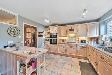 37 Marsh Lane, Stanmore, HA7 4TQ