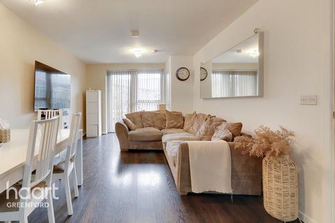 2 bedroom apartment for sale, Salisbury Road, Southall