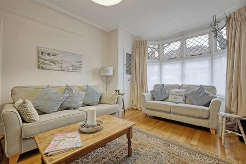 5 bedroom semi-detached house for sale, Mornington Road, London E4