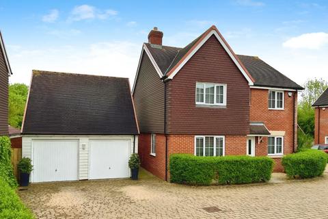 4 bedroom detached house for sale, Wheatfields, Aldington