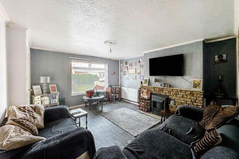 3 bedroom end of terrace house for sale, Dunmow Close, Hull HU8