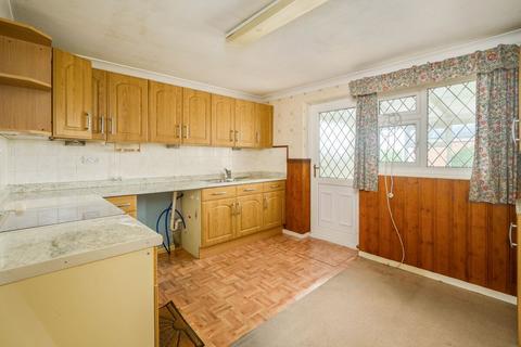 2 bedroom end of terrace house for sale, Moorside Green, Drighlington