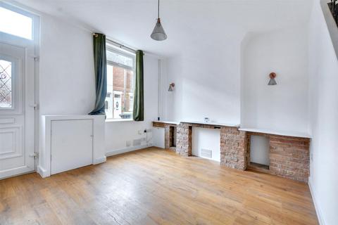 2 bedroom terraced house for sale, Wellington Street