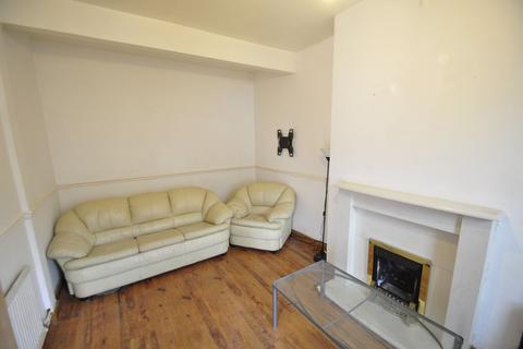 3 bedroom terraced house to rent, Cyril Street, Newport, NP19