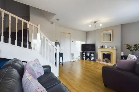 2 bedroom semi-detached house for sale, Ullswater Drive, Bradford BD6