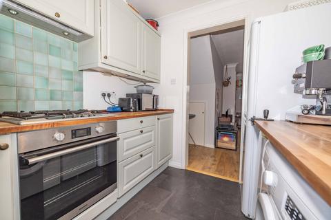 4 Ashdown Field, Chartham, Canterbury, CT4 7QS