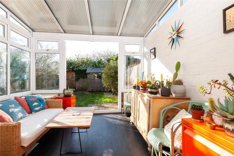 56 Heath Gardens, Twickenham, TW1 4LZ