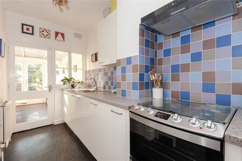 56 Heath Gardens, Twickenham, TW1 4LZ