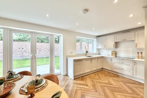 4 bedroom detached house for sale, Ferry Lane, Stanley