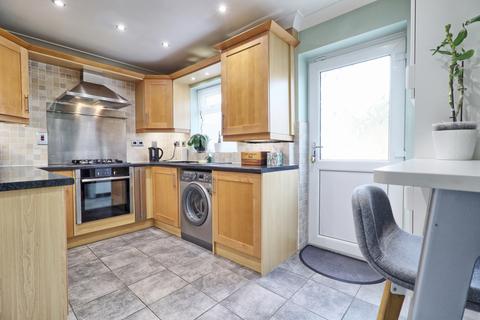 9 Hammonds Close, Dagenham, RM8 2RN