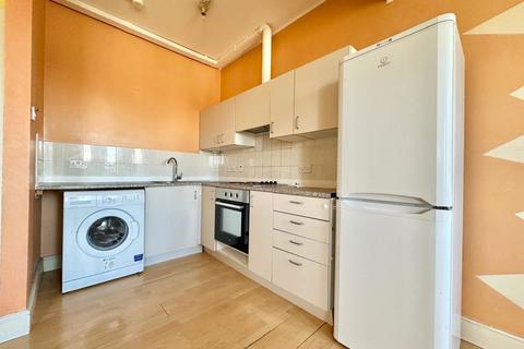 2 bedroom flat for sale, St Nicholas Apartments, Fosse Road North