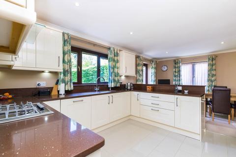 2 Dormans Close, Milton Keynes Village, Milton Keynes, MK10 9AR