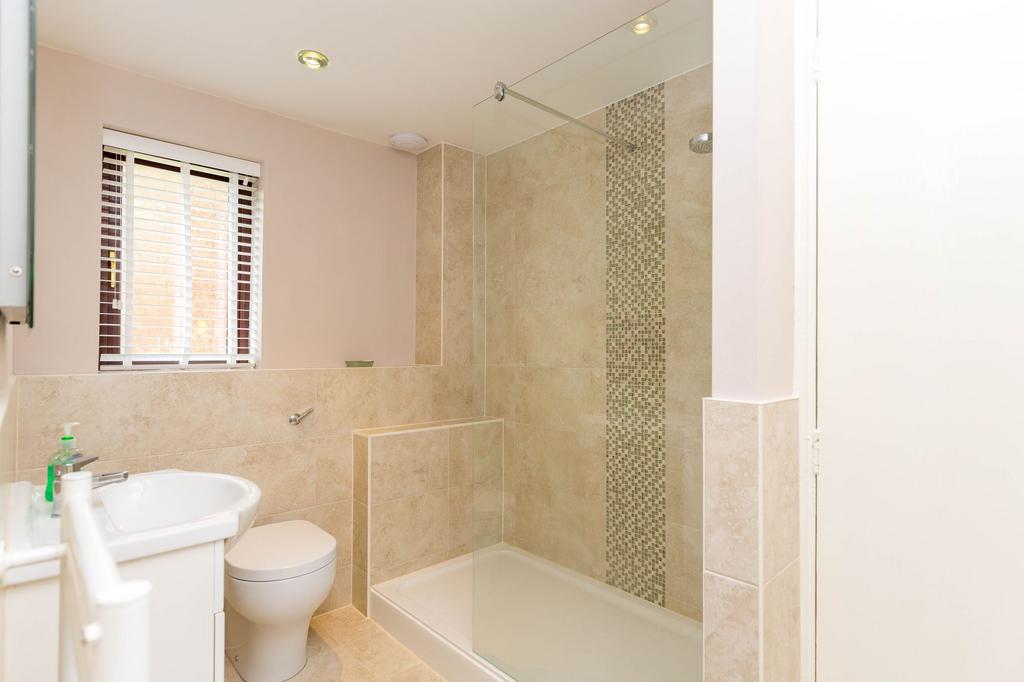 Family Shower Room