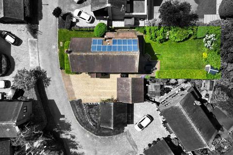 2 Dormans Close, Milton Keynes Village, Milton Keynes, MK10 9AR