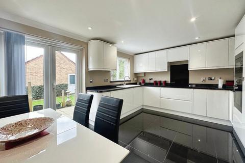 3 bedroom semi-detached house for sale, Goddards Close, Farnborough, Hampshire