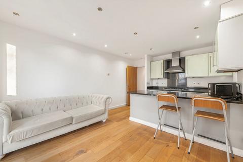 1 bedroom flat to rent, Wellmeadow Road, London W7