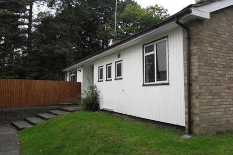 3 bedroom detached bungalow to rent, Prior Road, Surrey GU15