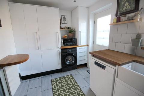 2 bedroom end of terrace house for sale, Gamekeepers Close, Wiltshire SN25