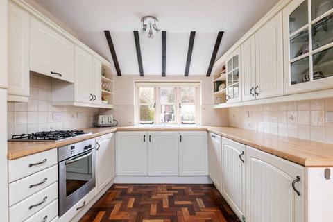 3 bedroom cottage for sale, 6 Dean Lane, Winchester, SO22