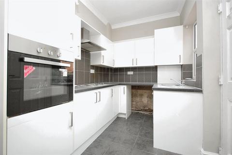 2 bedroom terraced house for sale, Hugh Street, Castleford WF10