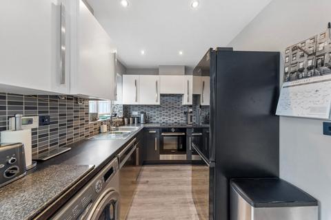 52 Berkeley Close, Warrington, WA5 0EP