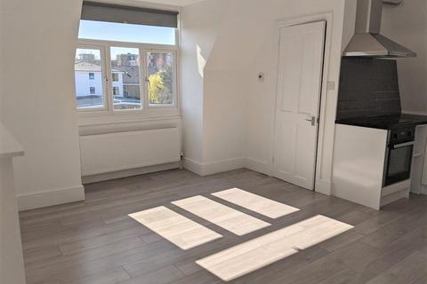 1 bedroom apartment to rent, Granville Road, London, Greater London, N12