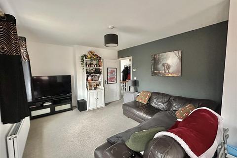 2 bedroom coach house for sale, Flavius Gardens, Fairfields, Milton Keynes