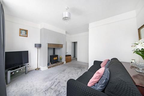 2 bedroom end of terrace house for sale, Hall Lane, Kirkburton, HD8