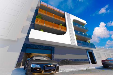 3 bedroom apartment, C. Gumersindo