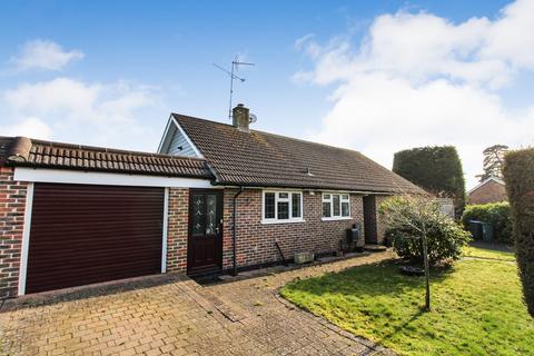 3 bedroom detached bungalow for sale, Hernbrook Drive, Horsham, West Sussex. RH13 6EW