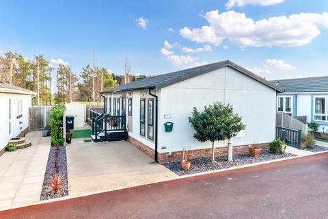 2 bedroom park home for sale, London Road, Royston SG8