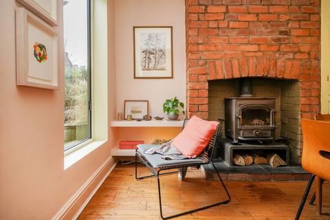 60 Upper Valley Road, Sheffield, S8 9HB