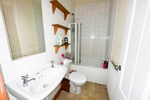 31 Aire View, Silsden, Keighley, BD20 0AW